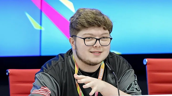 Unlocking Aydan Store: Must-Have Gear for Every Aspiring Youtuber 9 - MCYT Store 2cd2d5 c179ad7e3bb543d3b238bbb962d6f40emv2 - MCYT Store