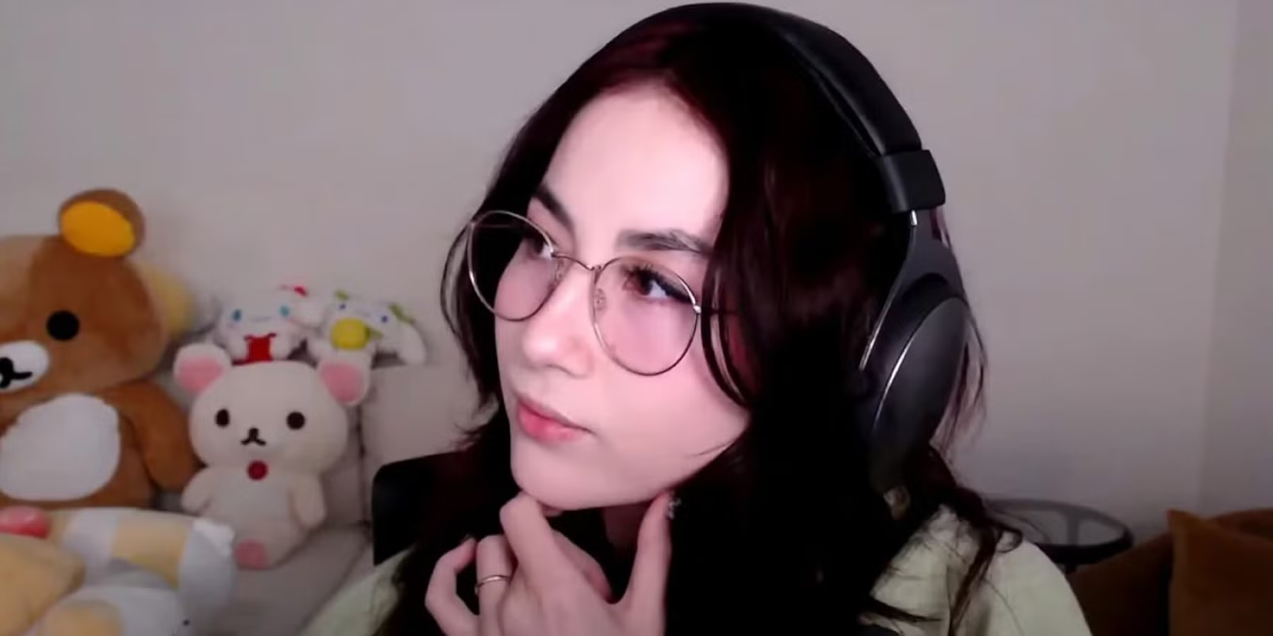 Kyedae Merchandise Hacks: How a Youtuber Grows Fan Gear 3 - MCYT Store kyedae - MCYT Store